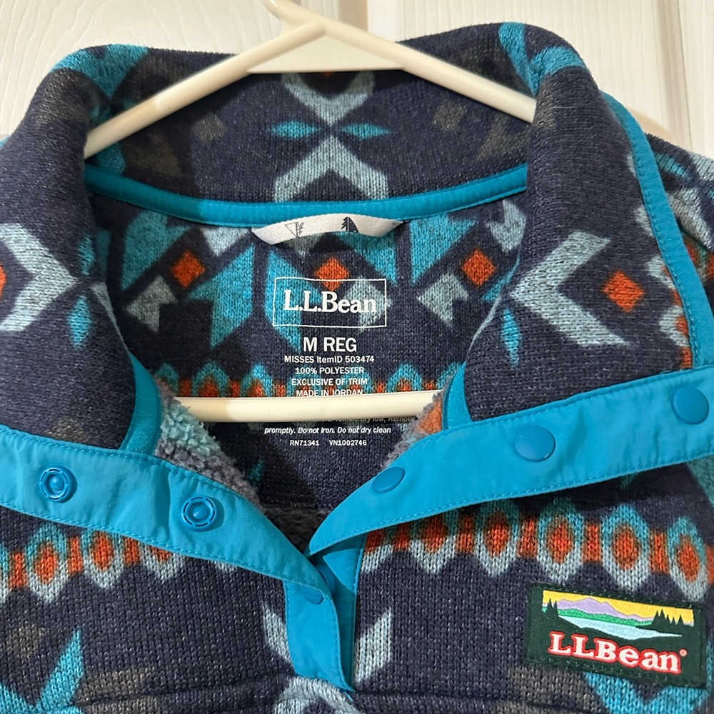 L.L. Bean Sweater Fleece Geometric Fleece Pullover - Navy - Picture 2 of 2